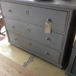 Painted French chest of drawers. Vintage French.