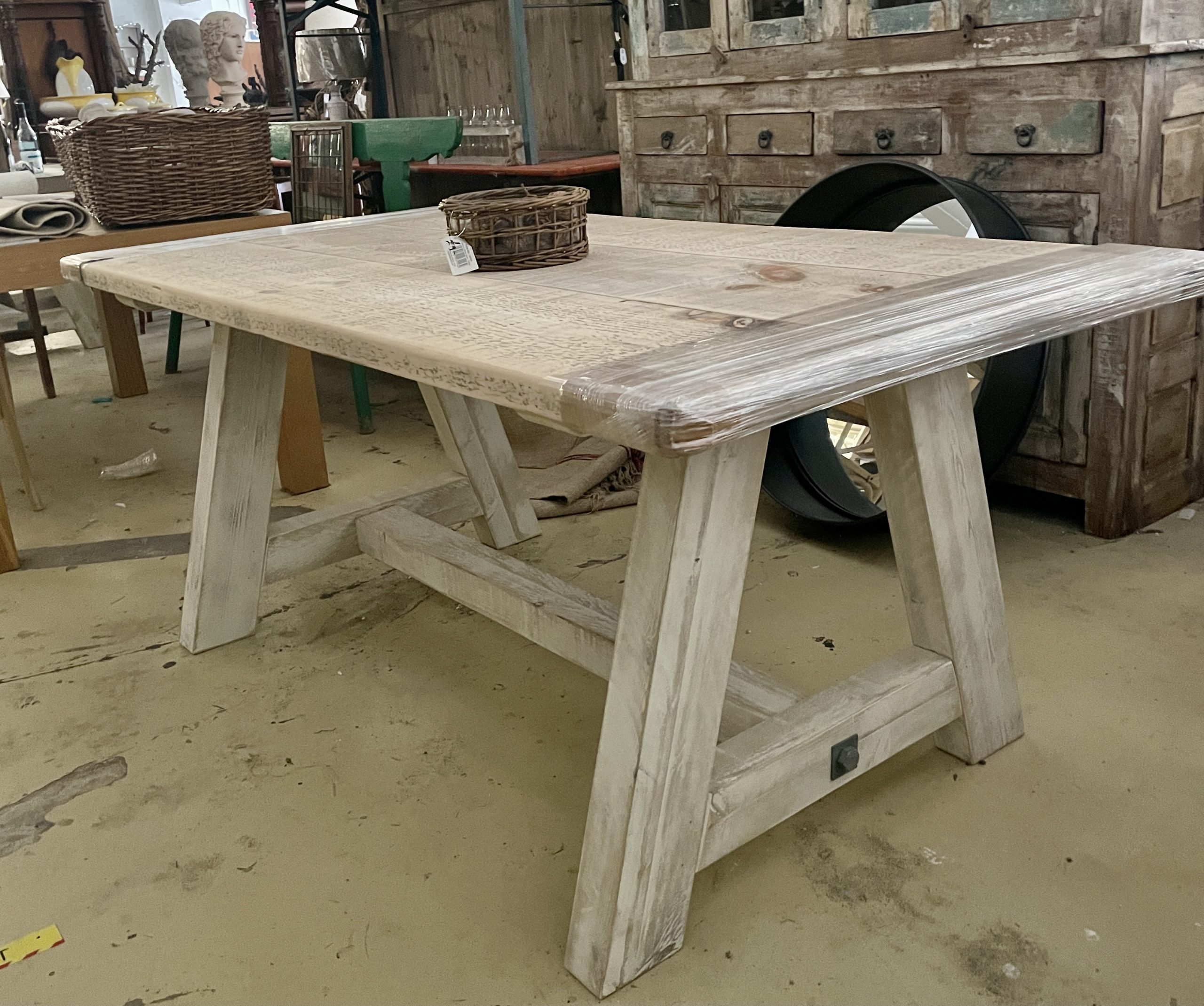DINING TABLES RECLAIMED WOOD